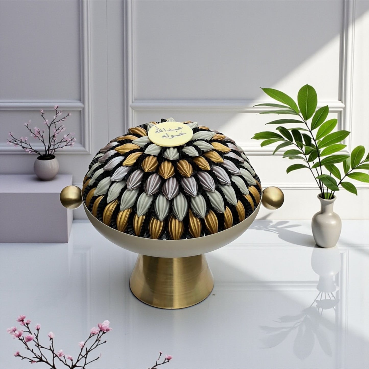 صحن شوكولاتة فاخر بطباعة مخصصة –
Luxury Custom-Printed Chocolate Platter