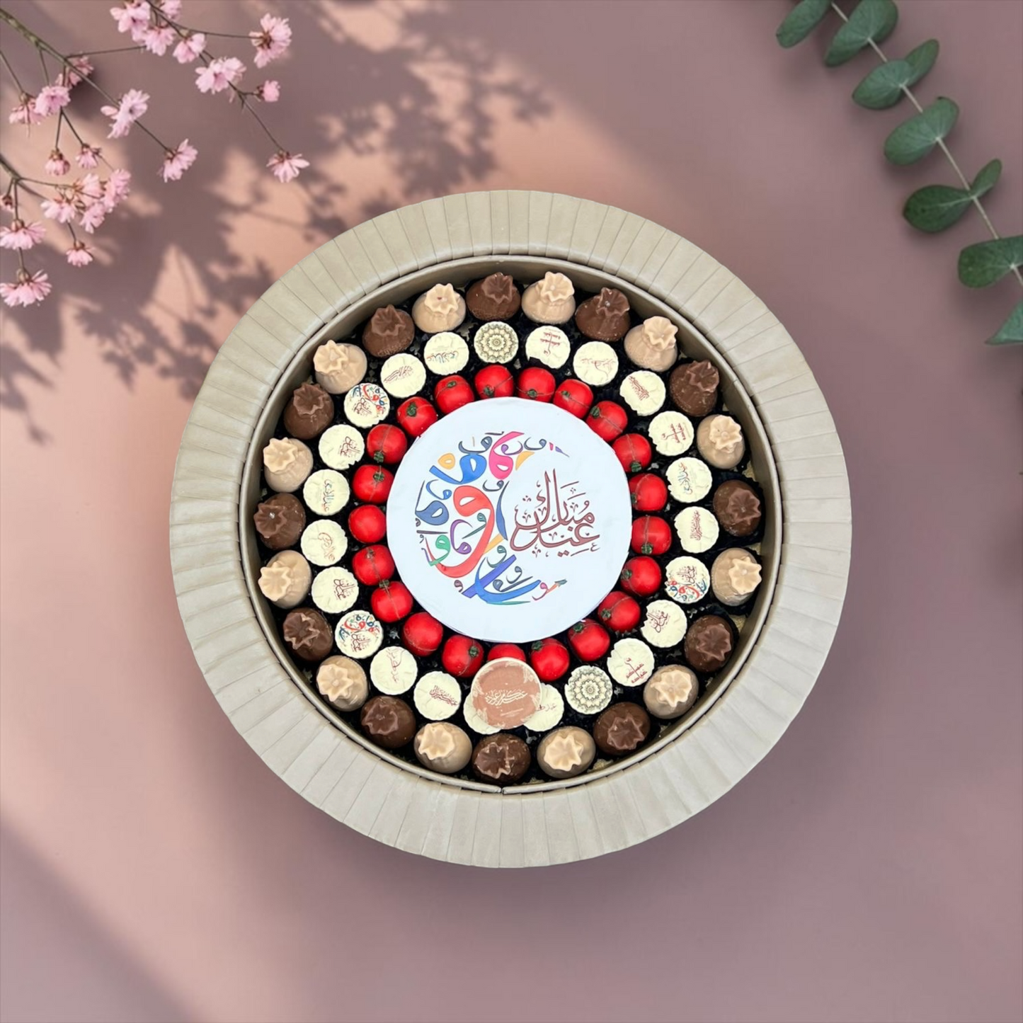 Round Leather Platter with Signature Chocolate| E196