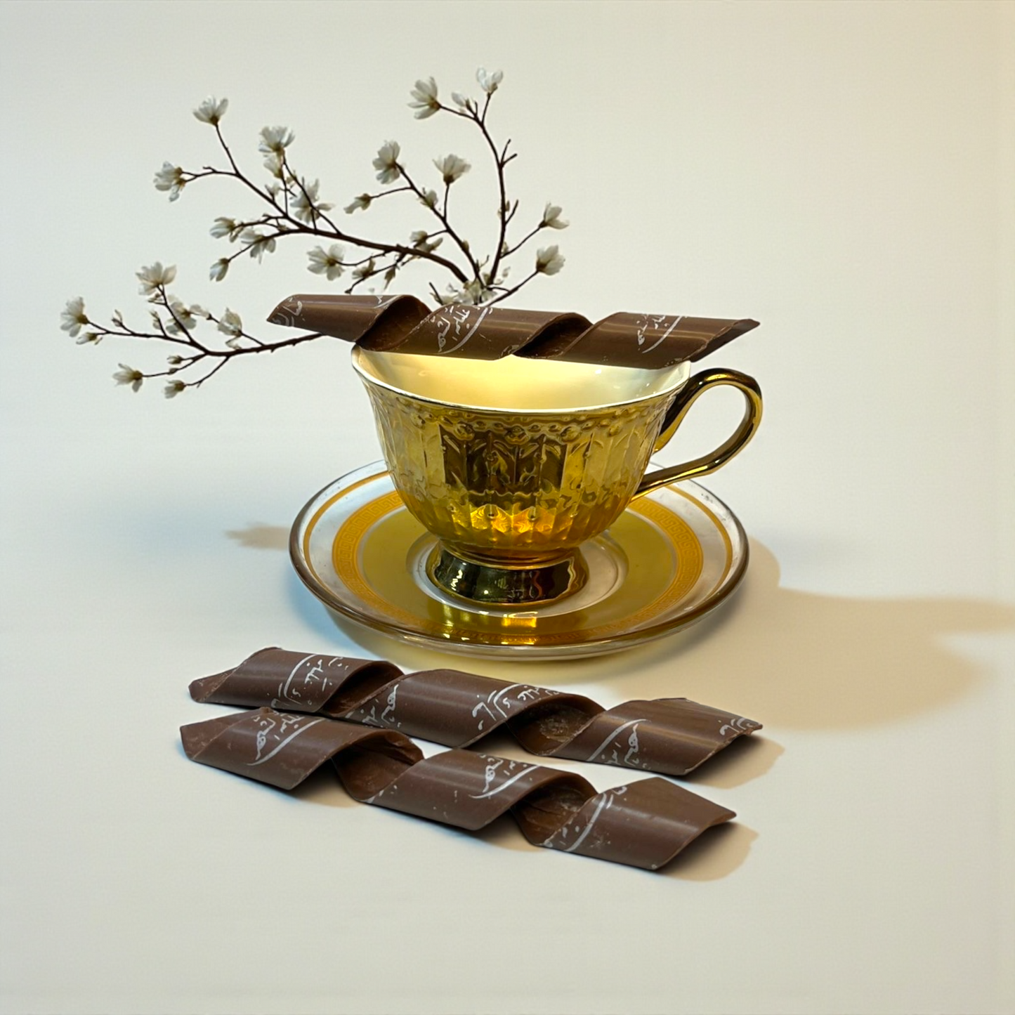 Ramadan Spiral Coffee Stick Chocolate – Mubarak Al Shahr Print شوكليت كوفي ستيك حلزوني – طباعة مبارك الشهر (14 سم) – إصدار رمضان