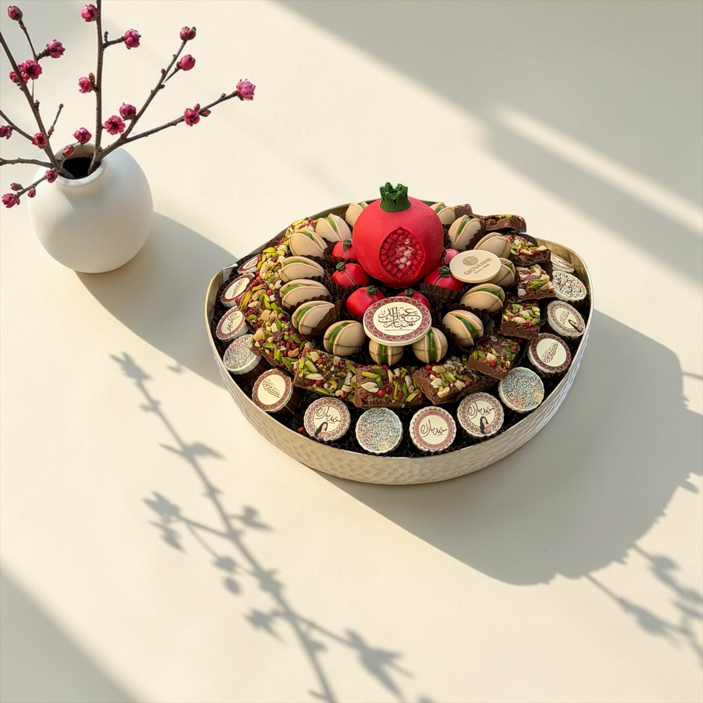 Belgian Chocolate Oval Stainless Steel Platter | صحن ستانلس ستيل بيضاوي فاخر مع شوكليت بلجيكي للعيد