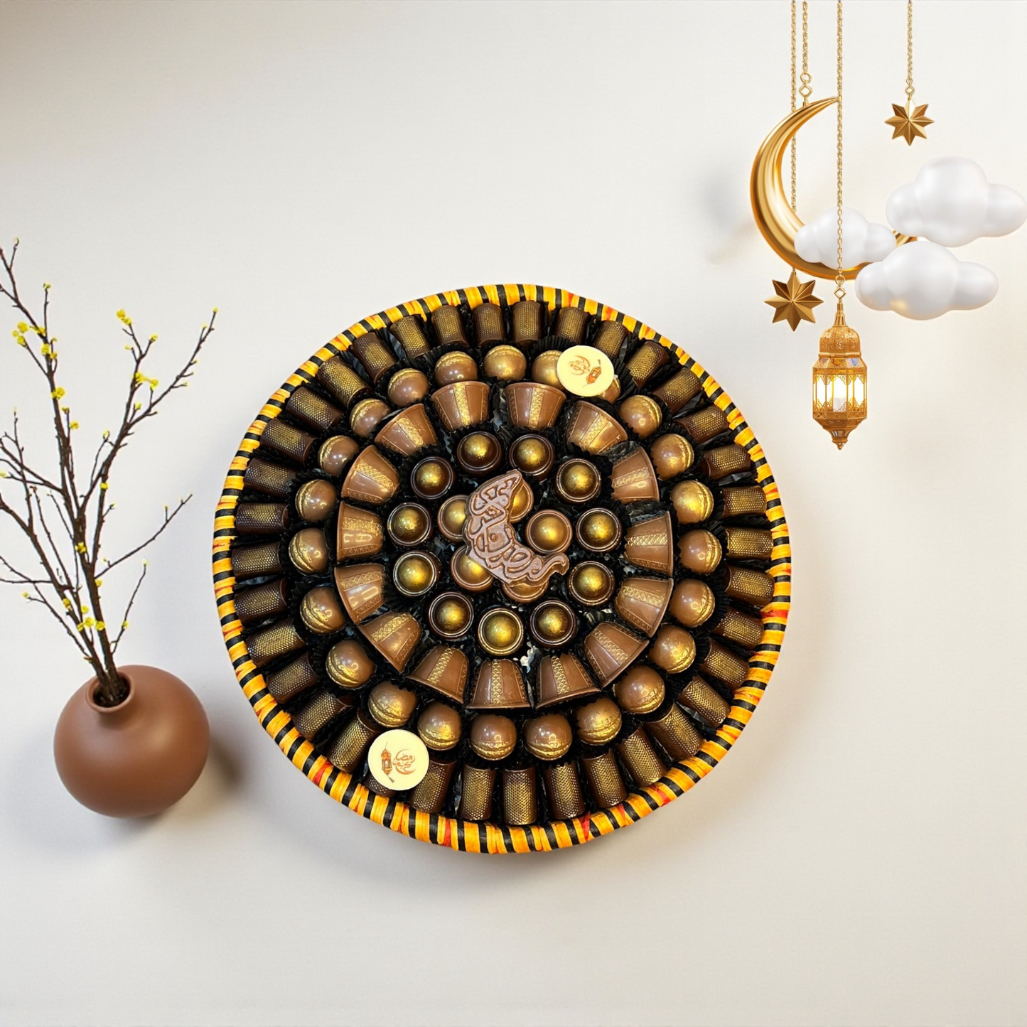 Luxury Palm Basket Platter with Ramadan Stuffed Chocolates  صحن خوص فاخر مع شوكليت رمضان بحشوات مميزة — 1 كجم