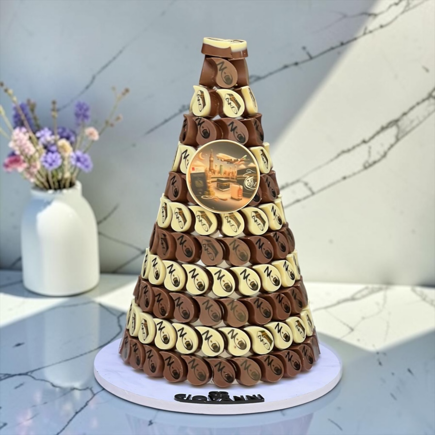 Giovanni Hajj Printed Teardrop Belgian Chocolate Pyramid – Luxury Collection