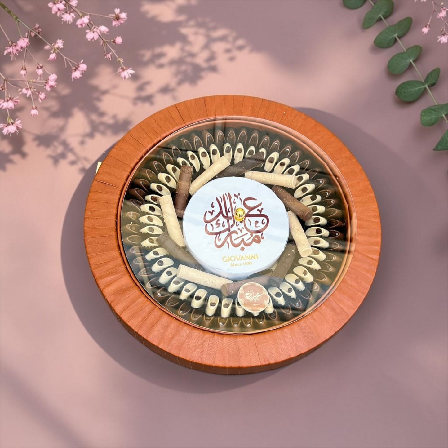 Round Leather Platter with Signature Chocolate| E197