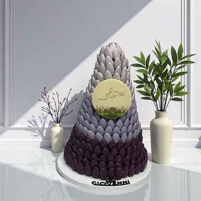 هرم شوكولاتة حبة اللوز بطباعة مخصصة
Almond Chocolate Pyramid – Custom Printed
