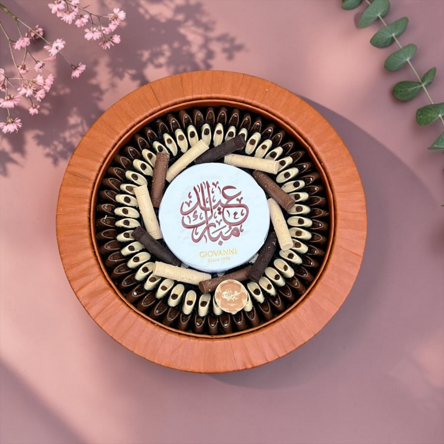 Round Leather Platter with Signature Chocolate| E197