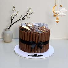 Single-Tier Fine Fair Pyramid with Ramadan-Printed Broken Chocolate هرم فاين فير بطابق واحد مع شوكليت مكسر بطباعة رمضانية — 1.4 كجم