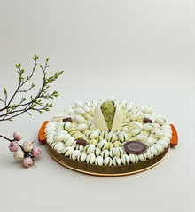 Luxury Stainless Steel Platter — Pistachio Praline, Kunafa & Grand Chocolate Egg صحن ستانلس ستيل فاخر — حبة الفستق والكنافة وبيضة الشوكليت الملكية