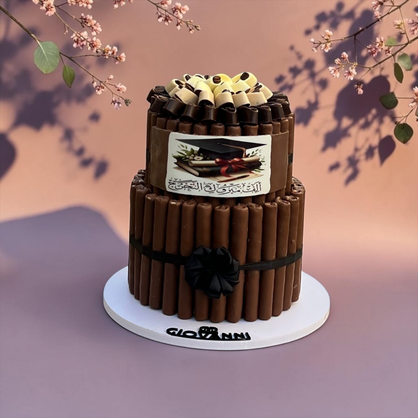 Graduation Fine Fair Chocolate Pyramid – 2 Tier (1.8 KG) | هرم شوكليت فاين فير طابقين – ثيم التخرج (1.8 كجم) | EO154