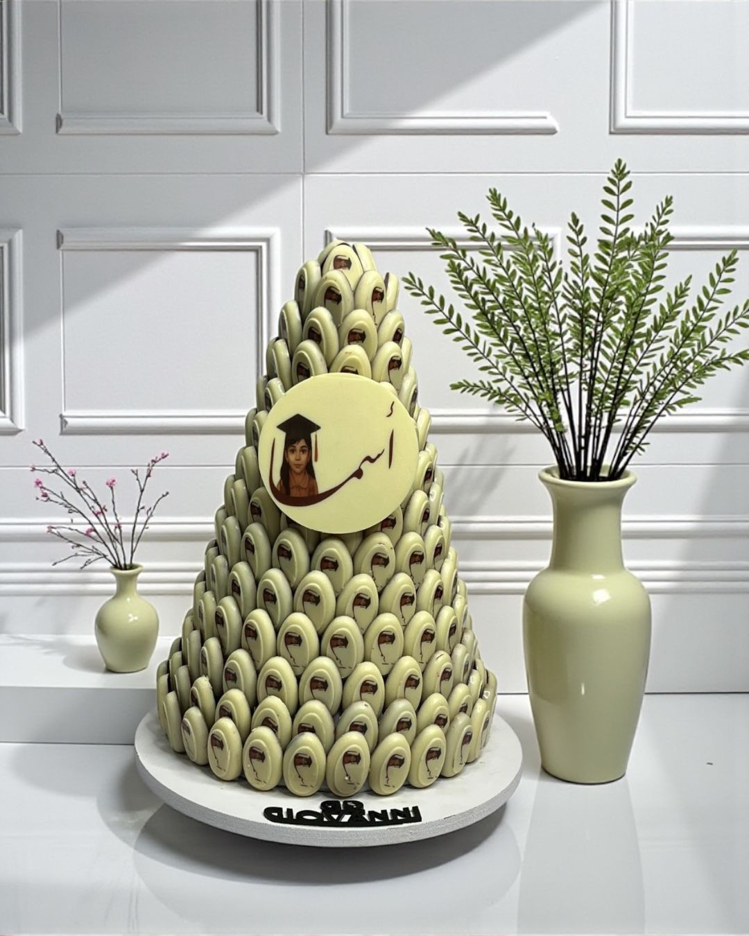 🟤 هرم شوكوبون مطبوع – Giovanni Chocolate