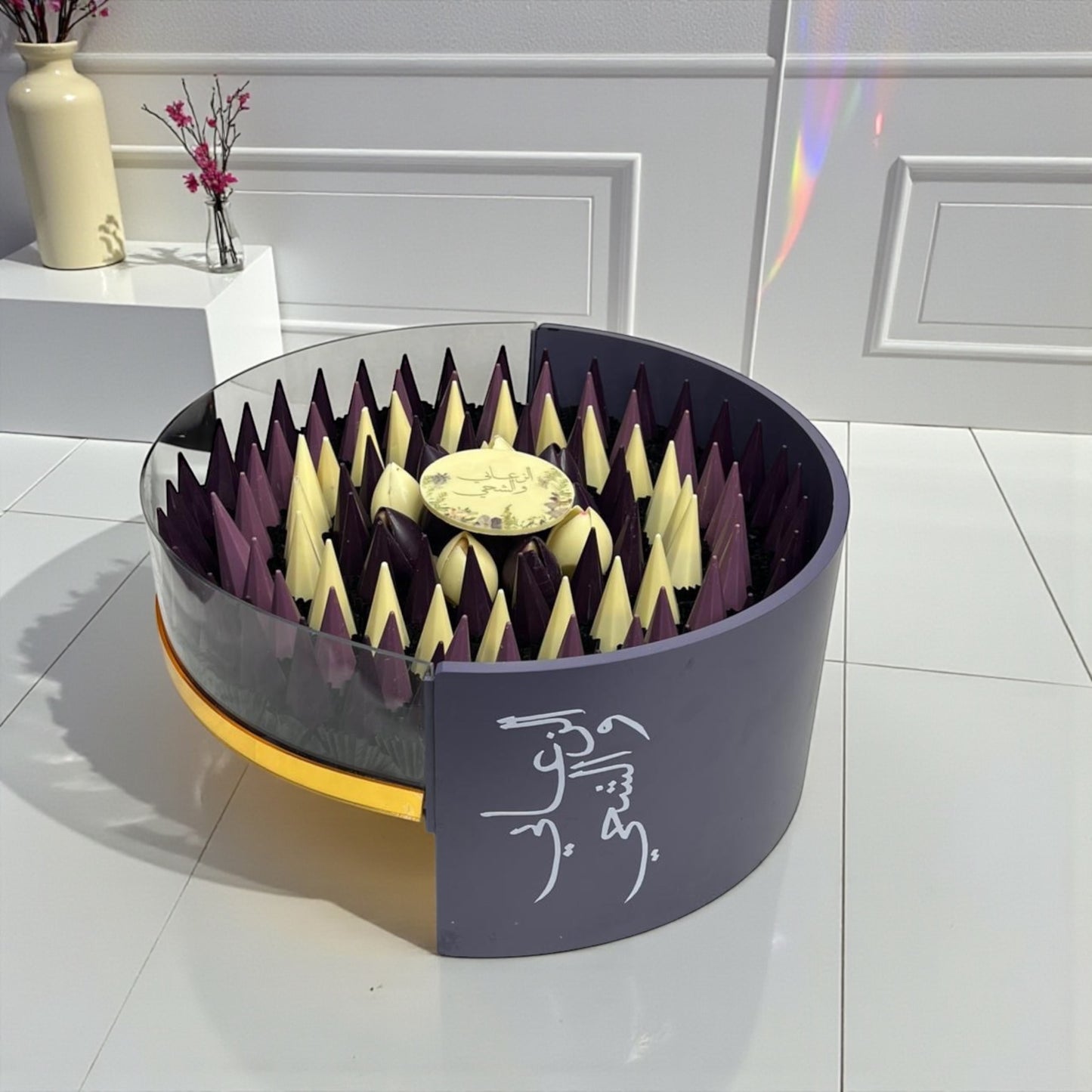 بوكس شوكولاتة أكريليك فاخر بتصميم مخصوص– Giovanni Chocolate Luxury Custom Acrylic Chocolate Box – Giovanni Chocolate