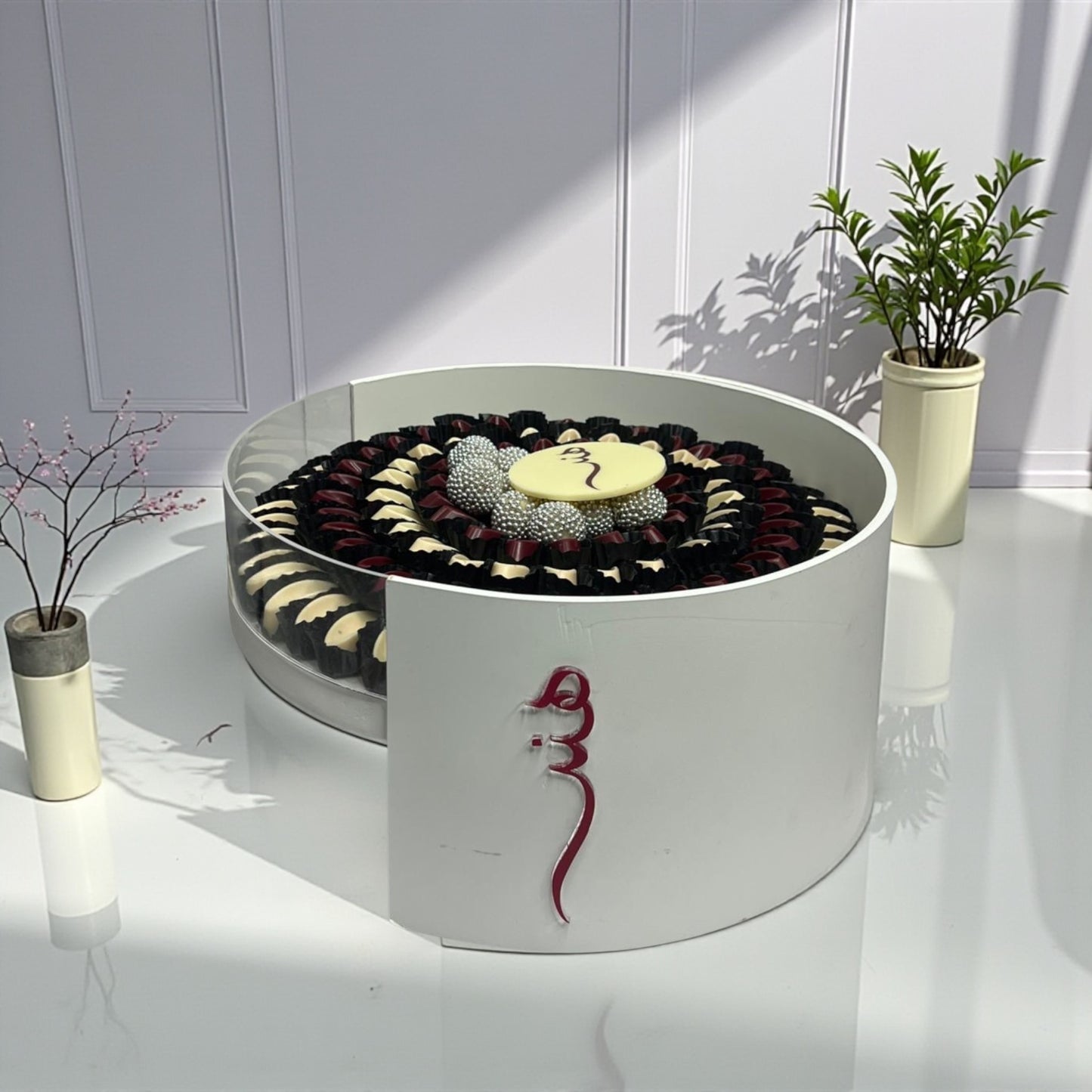 بوكس شوكولاتة أكريليك فاخر بتصميم مخصوص– Giovanni Chocolate Luxury Custom Acrylic Chocolate Box – Giovanni Chocolate