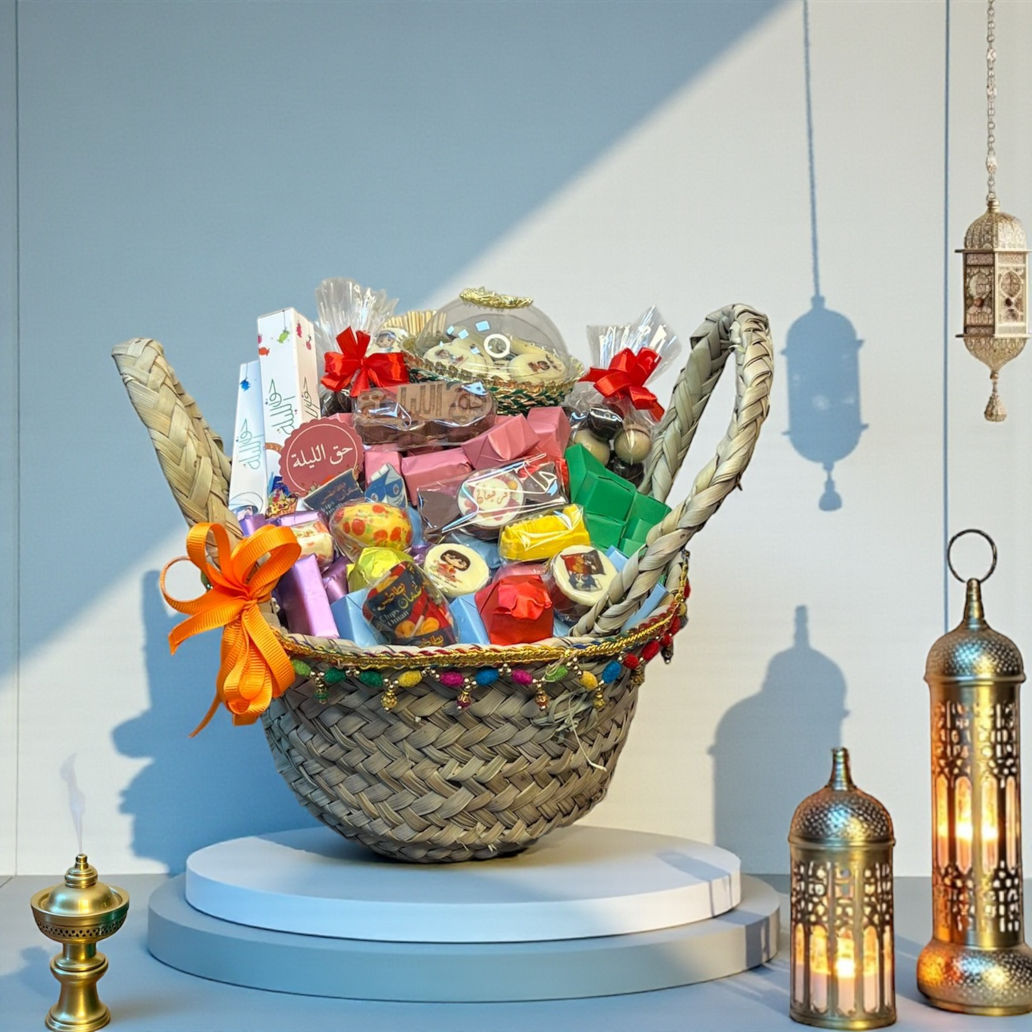 سلة تراثية من الخوص مع  شوكولا ميكس  – حق الليلة