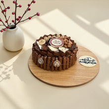 Special Chocolate Wooden Platter | صحن خشبي مميز مع تشكيلة شوكليت فاين فير