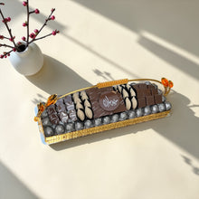 Belgian Chocolate Gold Rectangular Platter | صحن ذهبي مستطيل مع تشكيلة شوكليت بلجيكي