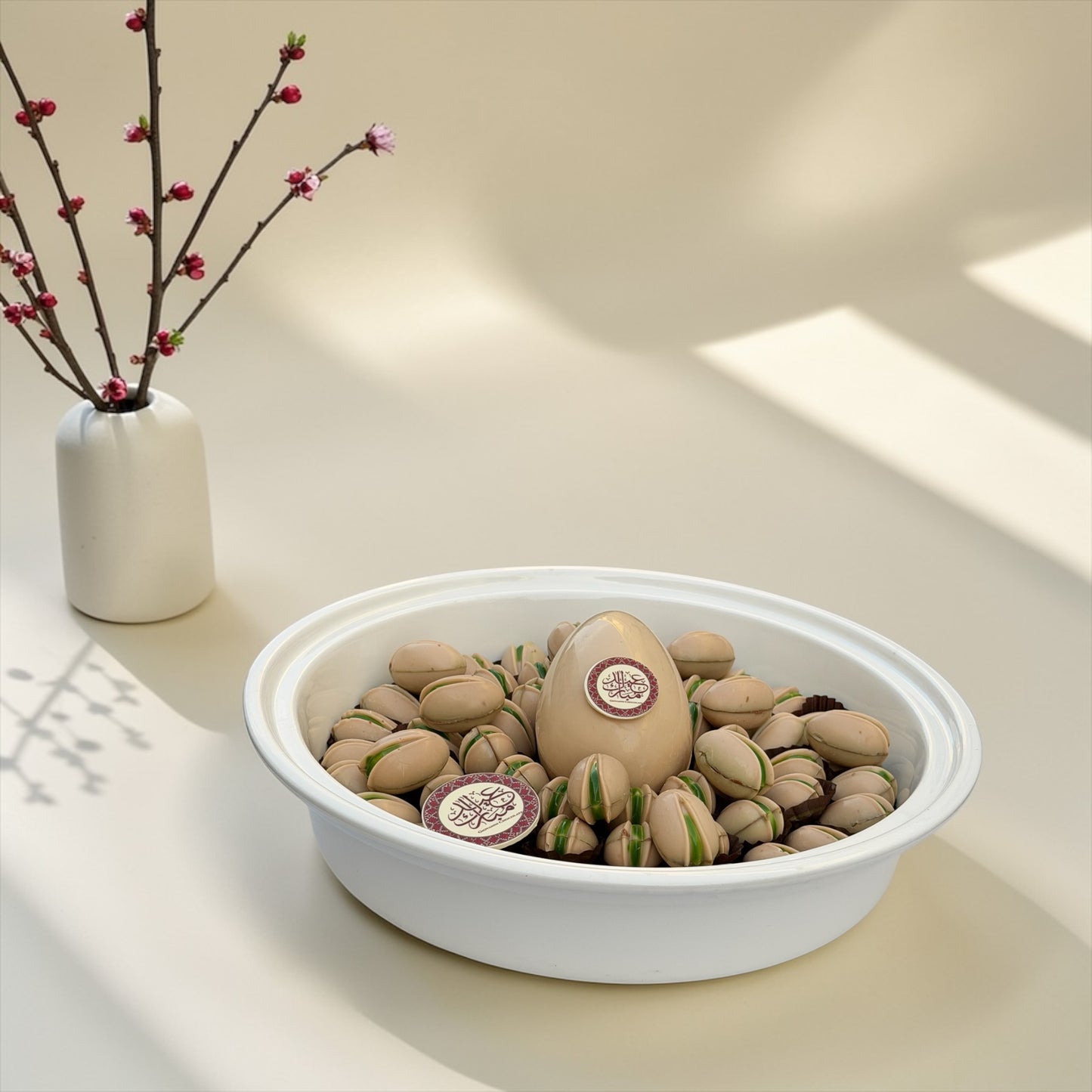 VIP Chocolate Stand with Cover Gold |   ستاند شوكليت ذهبيVIP بغطاء فاخر