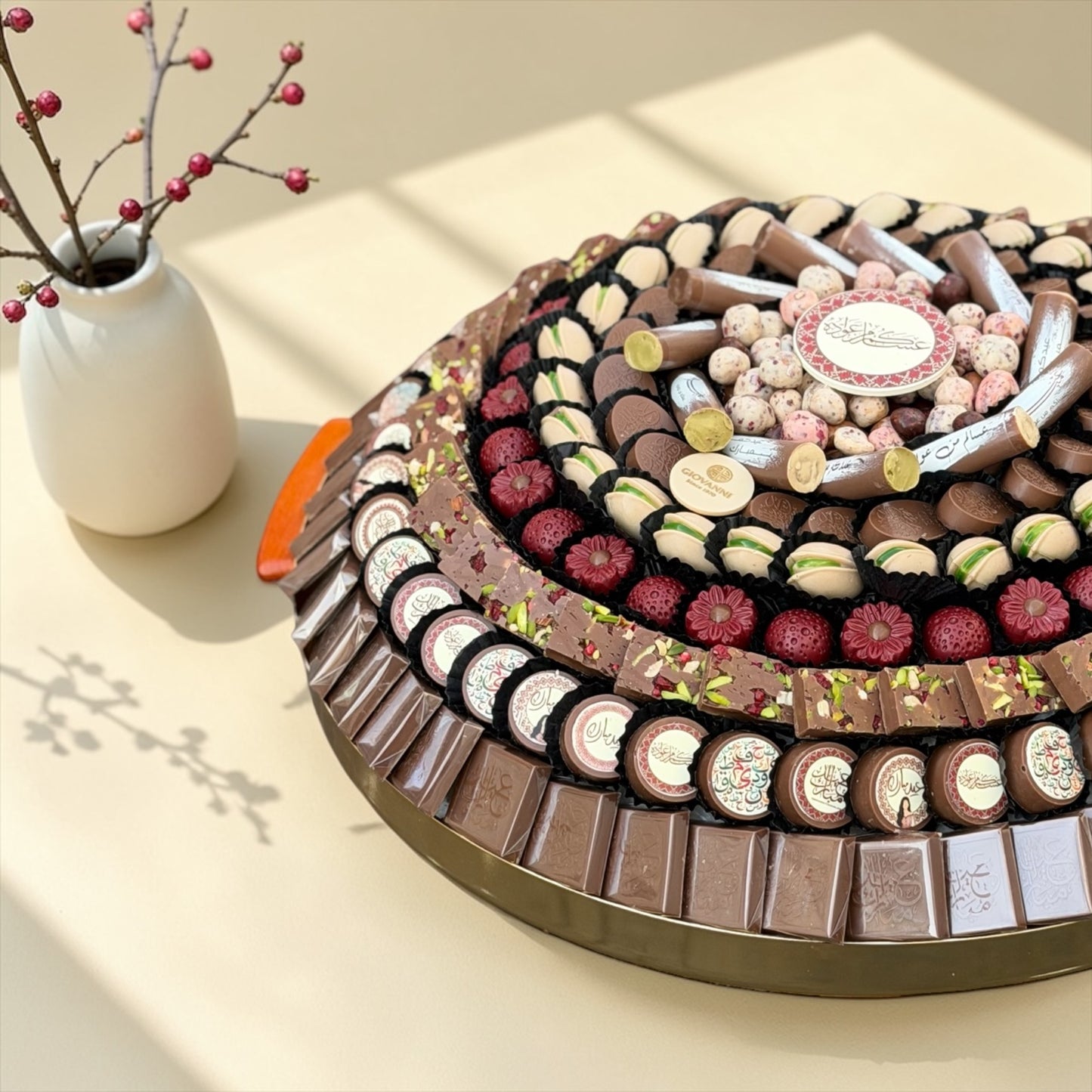 VIP Luxury Chocolate Platter | صحن VIPصحن كبير فاخر بتشكيلة مختارة