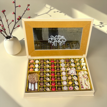 Luxury Leather Mixed Dessert Box | بوكس جلد فاخر بتشكيلة شوكليت وحلويات
