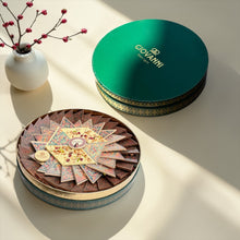 Printed Triangle Chocolate with Nuts Box | بوكس شوكليت مثلثات مطبوع بالمكسرات