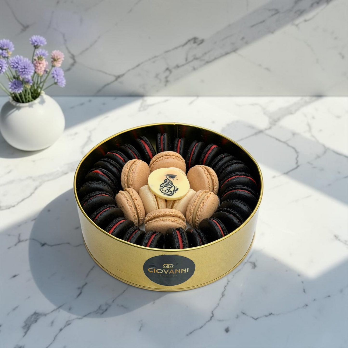 Graduation Customized Metal Chocolate Box – 500g | بوكس شوكليت معدني للتخرج مع طباعة بارزة خاصة – 500 جرام | EO153