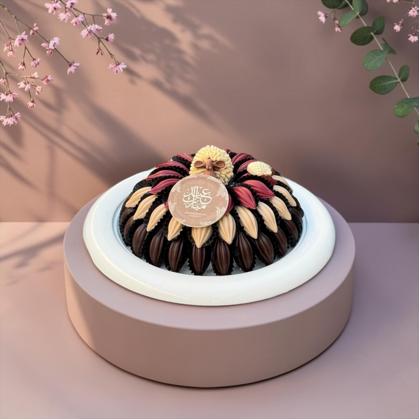 VIP Stainless Steel Platter with Assorted Belgian Chocolate 900G | E80