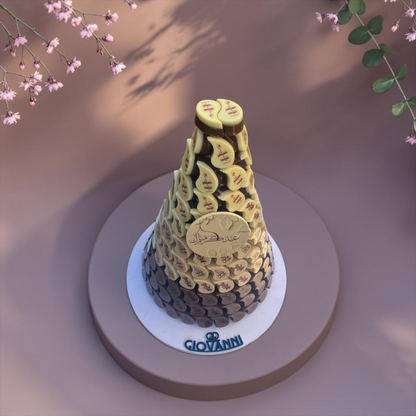 Teardrop Chocolate Pyramid | E96