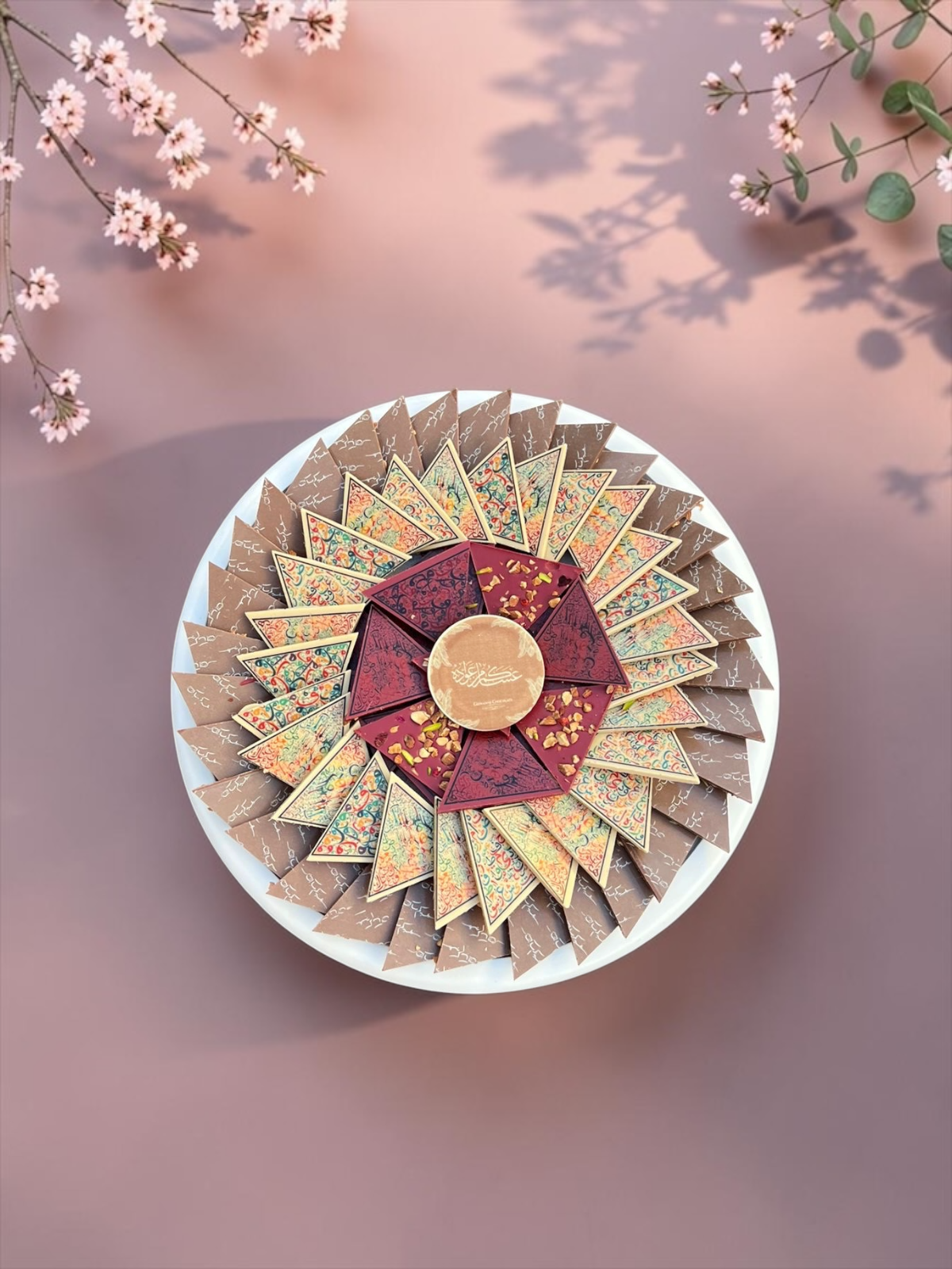 Printed Triangle Chocolate Stand | EO136