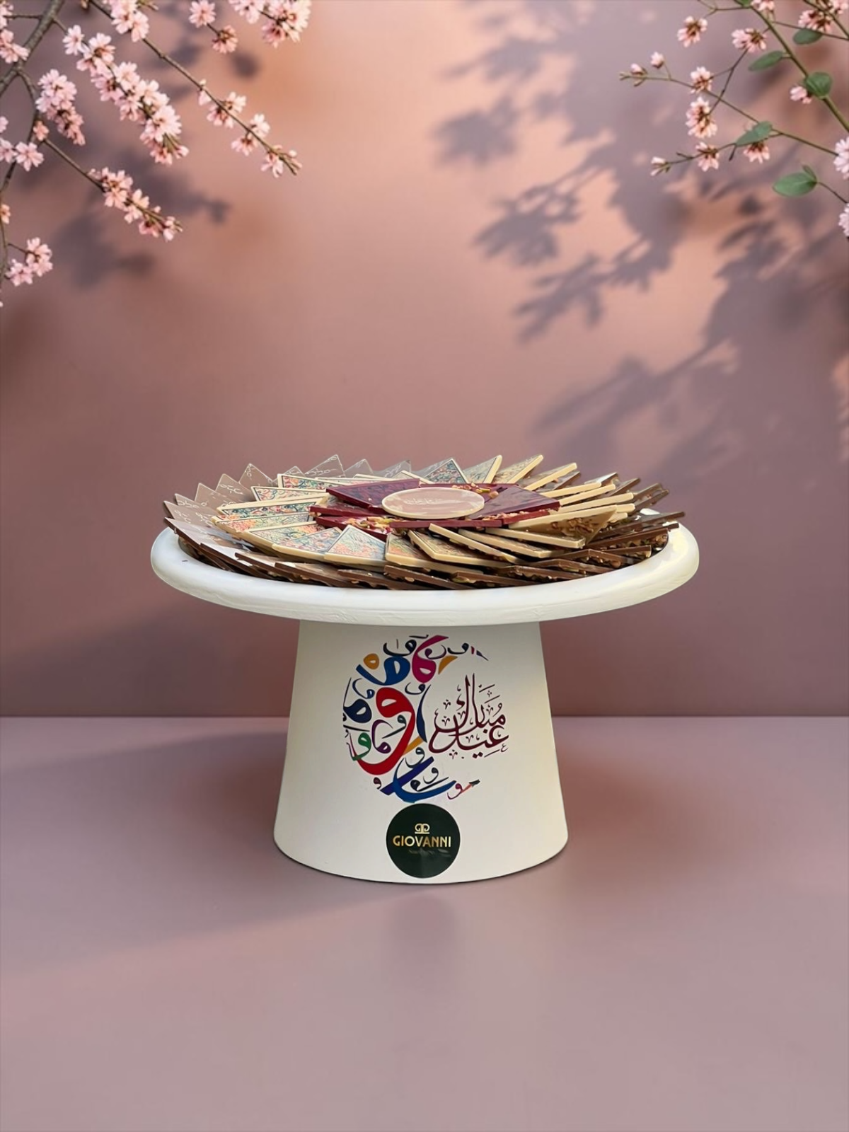 Printed Triangle Chocolate Stand | EO136